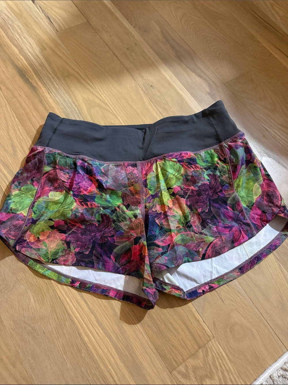 lululemon athletica Black Waistband Multicolor Floral Athletic Shorts